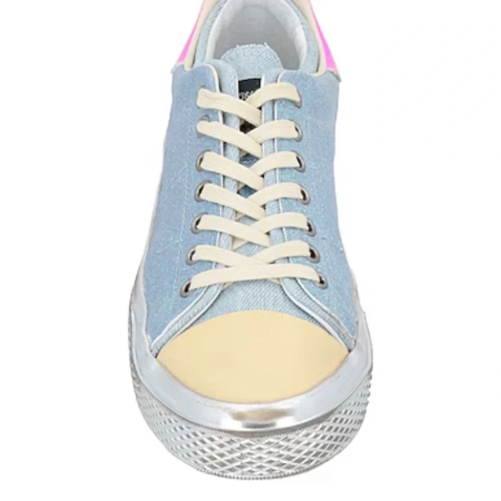 ITALIAN HIDNANDER SNEAKERS PASTEL DISTRESSED BLUE US 5 1/2 EU 36